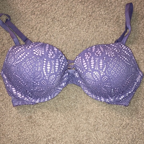 Victoria’s Secret Lace overlay Push Up Bra Bundle - Picture 3 of 9